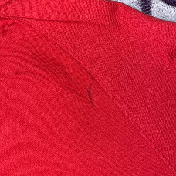 Red Under Armour Hoodie Youth XL - Picture 6 of 6